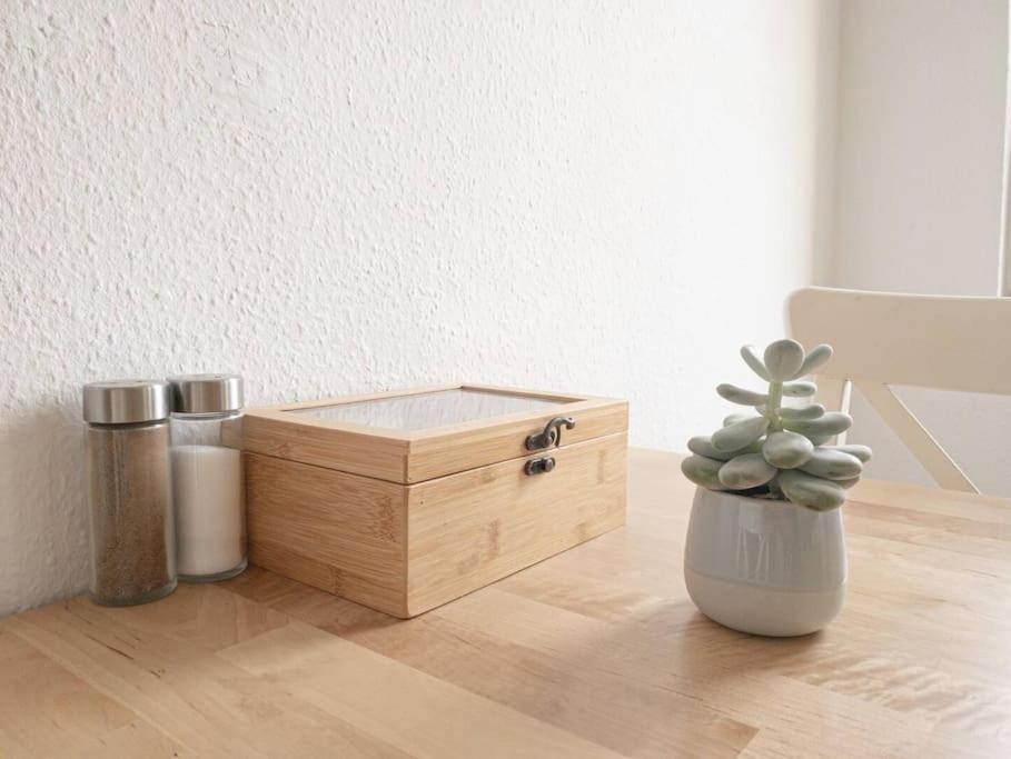 Schoene Ferienwohnung Mit Blick Ueber Stadtwald Leipzig Extérieur photo