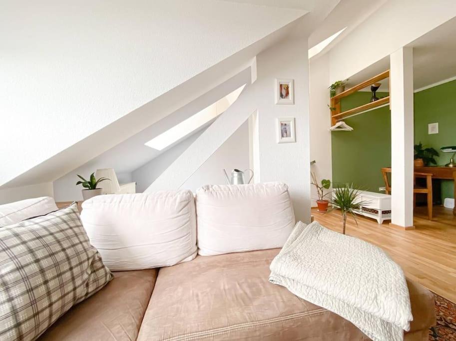 Schoene Ferienwohnung Mit Blick Ueber Stadtwald Leipzig Extérieur photo