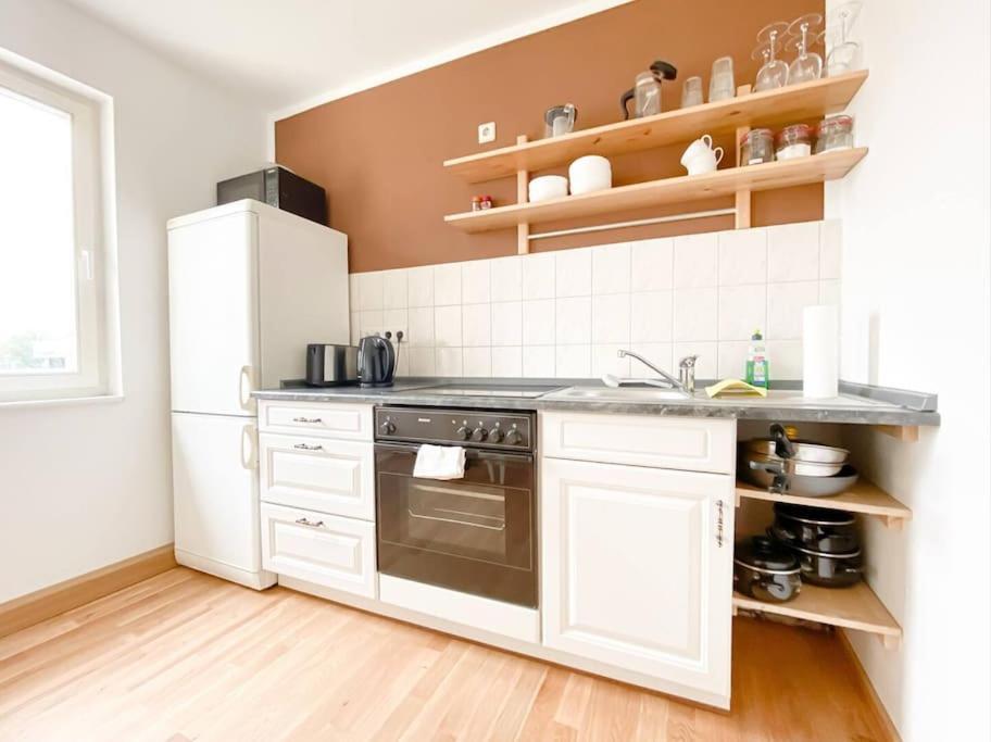 Schoene Ferienwohnung Mit Blick Ueber Stadtwald Leipzig Extérieur photo